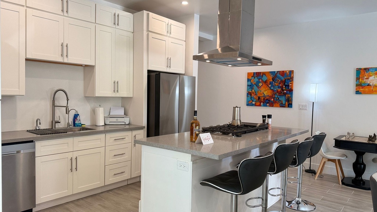 Photo of Kitchen in Downtown Nassau