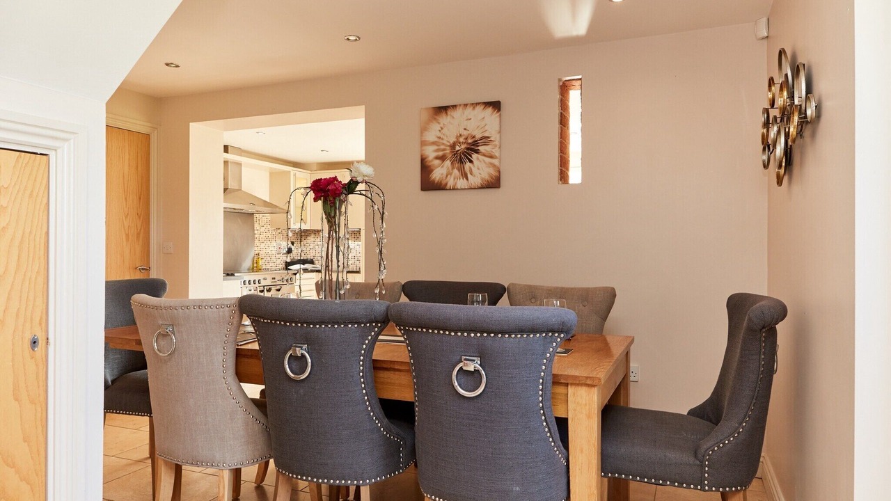Photo of Livingroom in Dalbury Lees