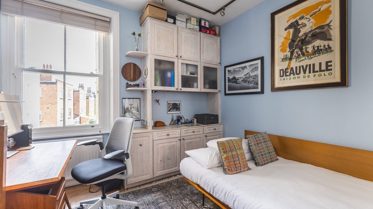 Photo of Bedroom in Gospel Oak