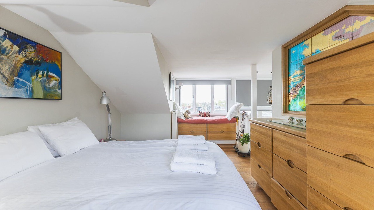 Photo of Bedroom in Gospel Oak