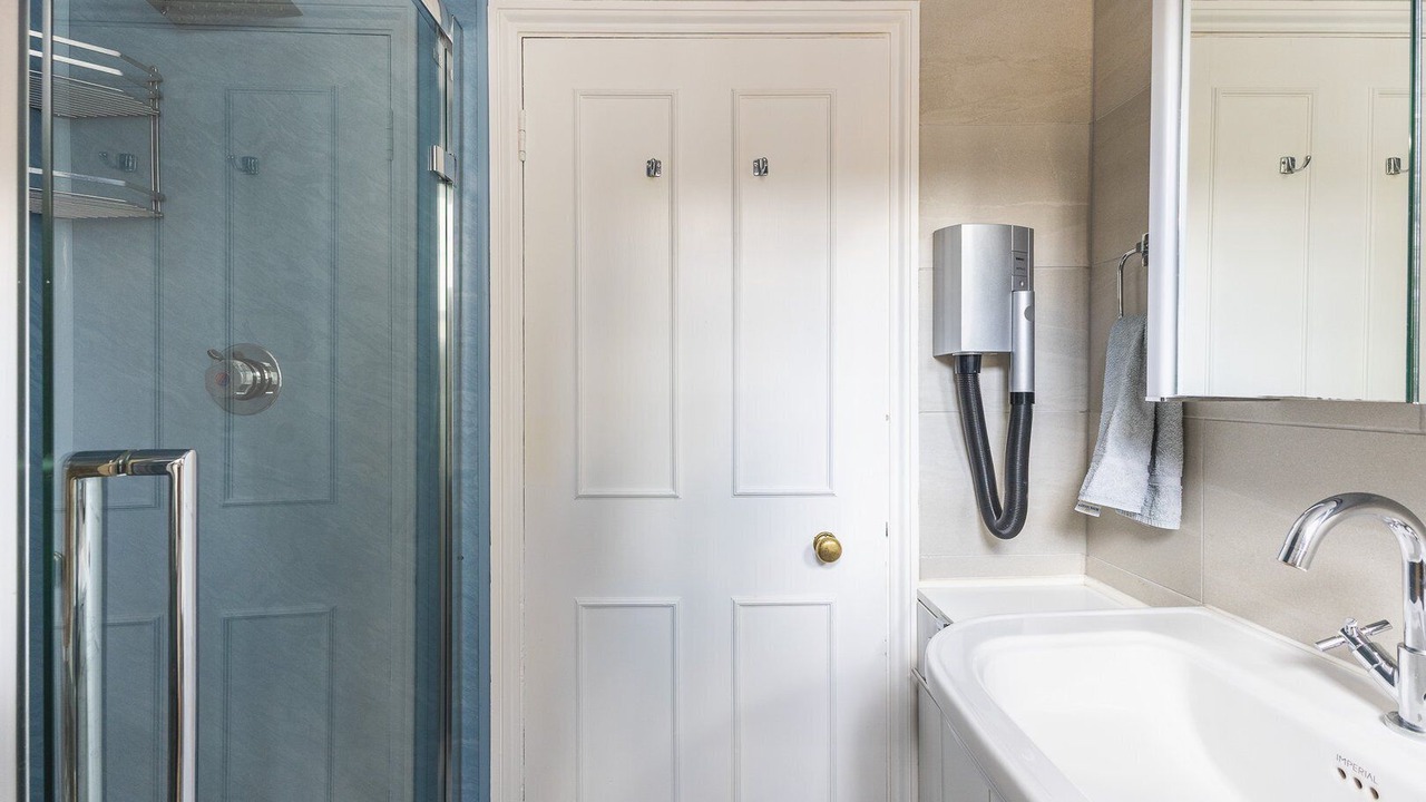 Photo of Bathroom in Gospel Oak