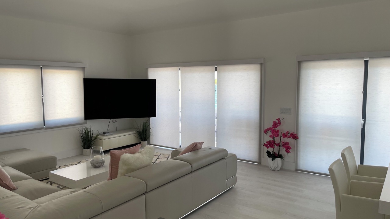 Photo of Livingroom in Treasure Cay