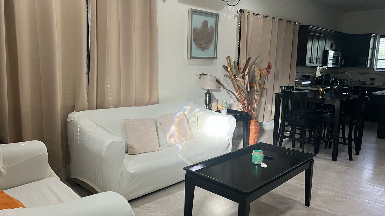 Photo of Livingroom in Nassau