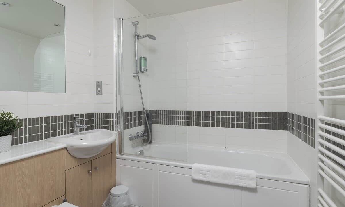 Photo of Bathroom in Central Milton Keynes