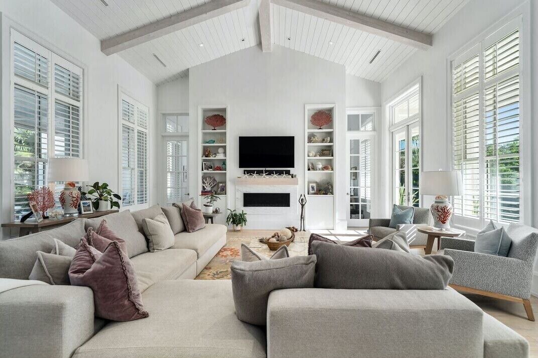 Photo of Livingroom in Nassau