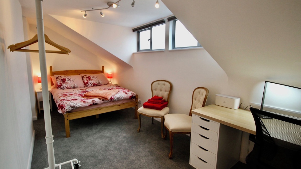 Photo of Bedroom in Cheltenham