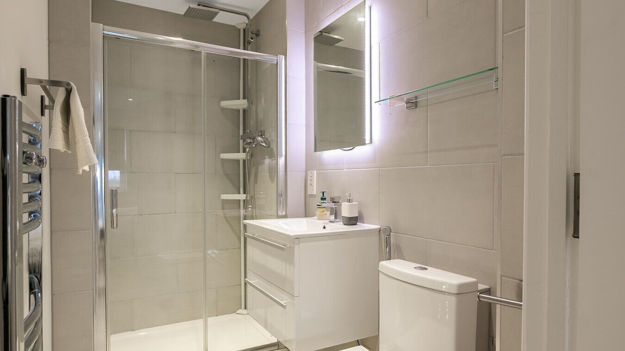 Photo of Bathroom in Bicester
