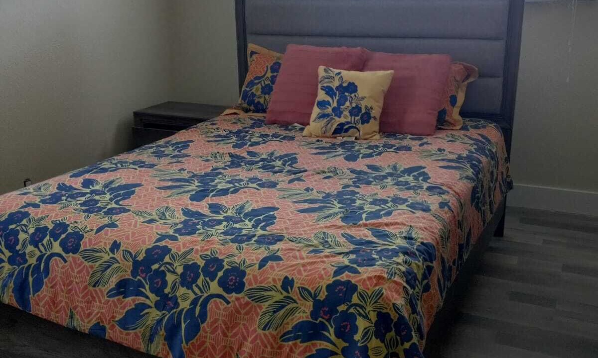 Photo of Bedroom in Royal Bahamian Estates