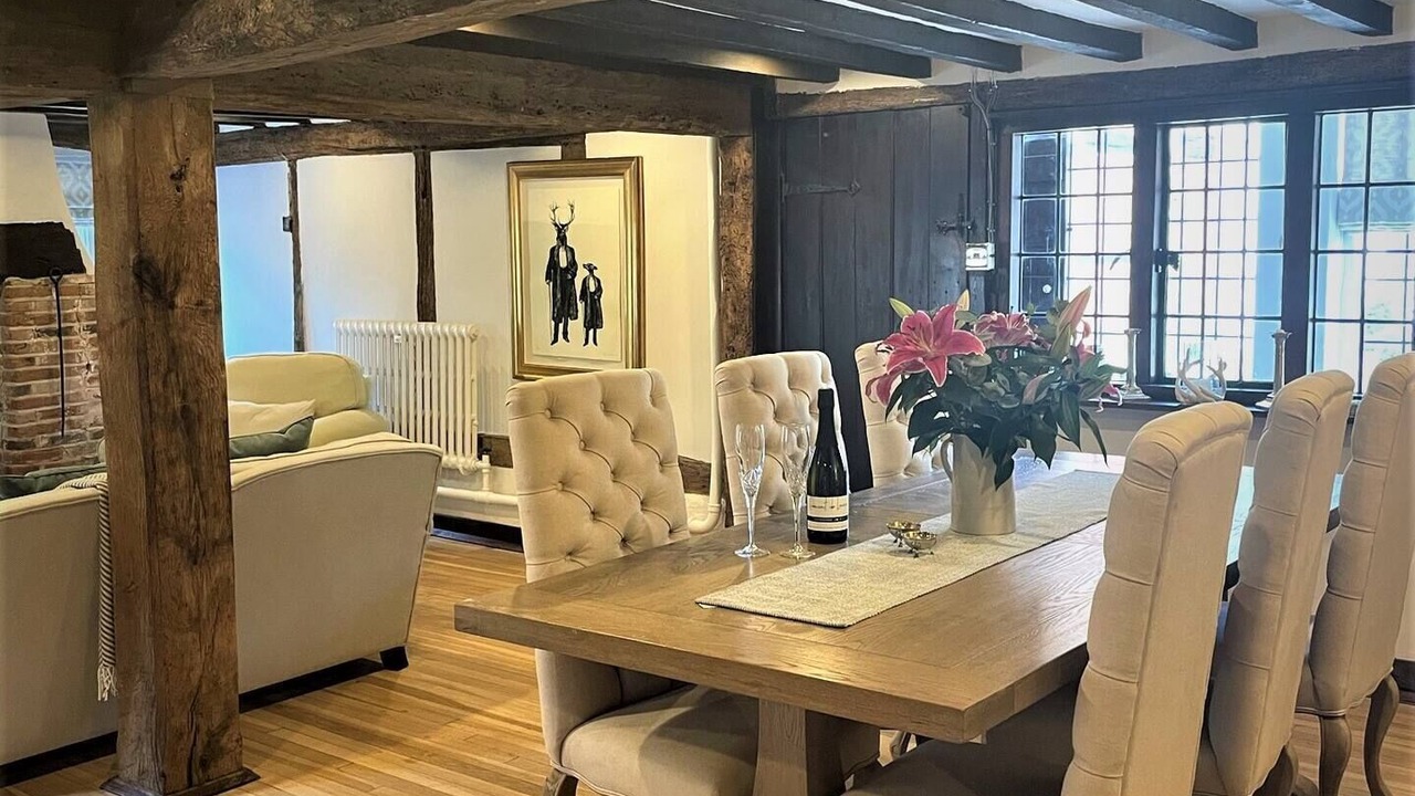 Photo of Livingroom in Ickford