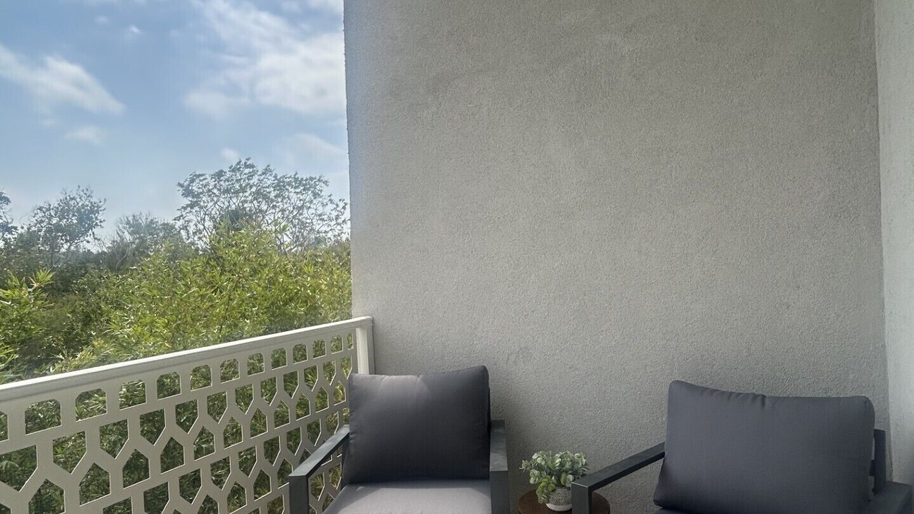 Photo of Outdoor in Gambier