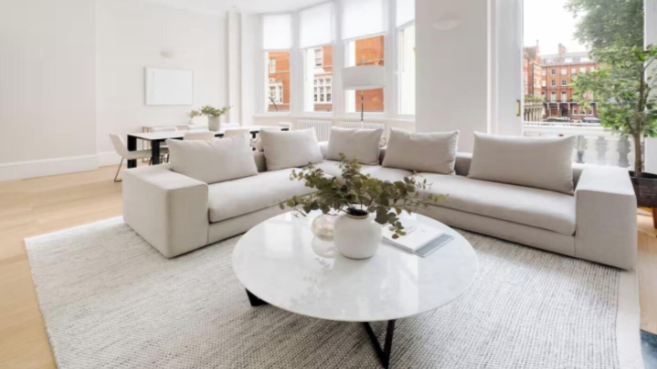 Photo of Livingroom in Brompton & Hans Town