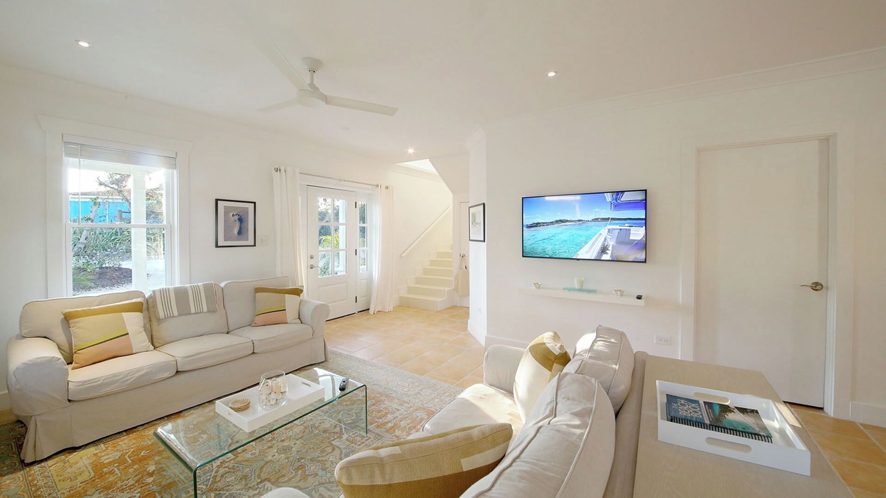 Photo of Livingroom in Governor's Harbour