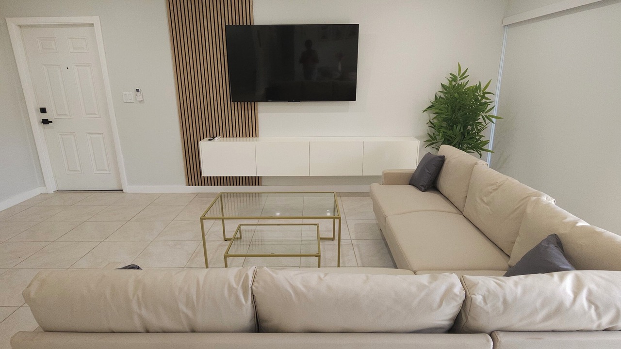 Photo of Livingroom in Bahamas Terrace