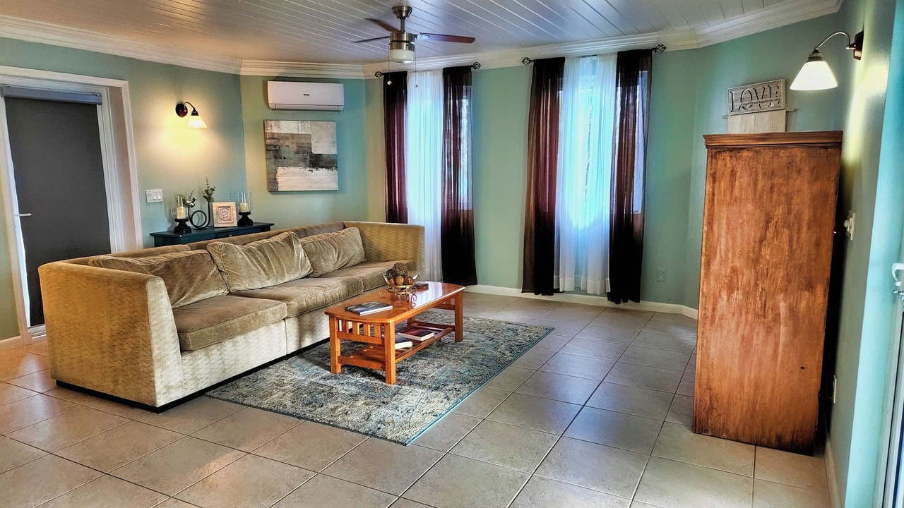 Photo of Livingroom in Marsh Harbour