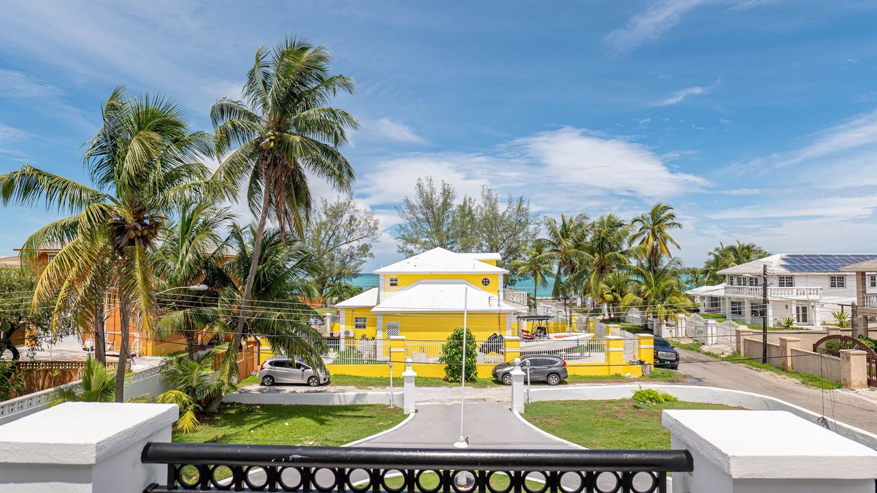 Photo of Patio Balcony in Nassau