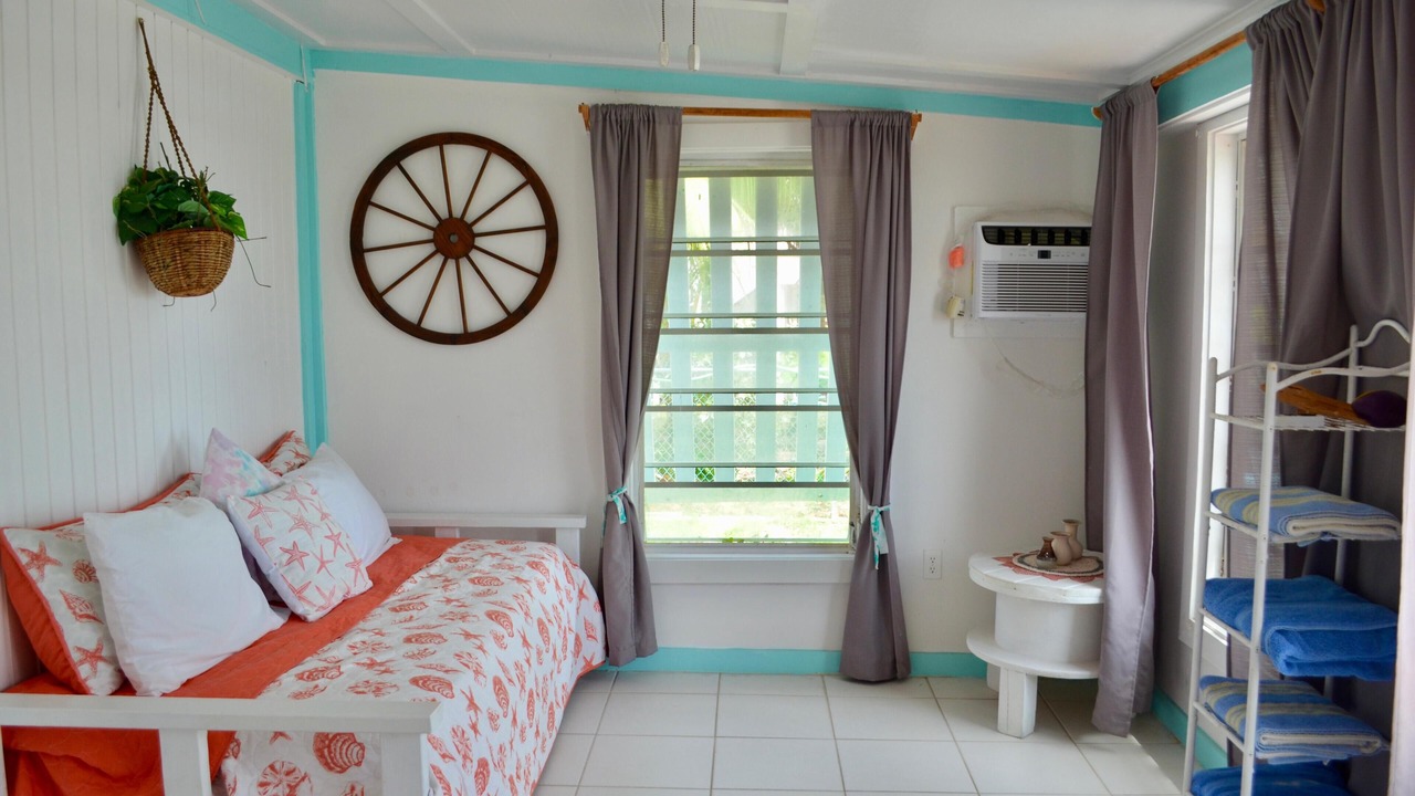 Photo of Bedroom in Cherokee