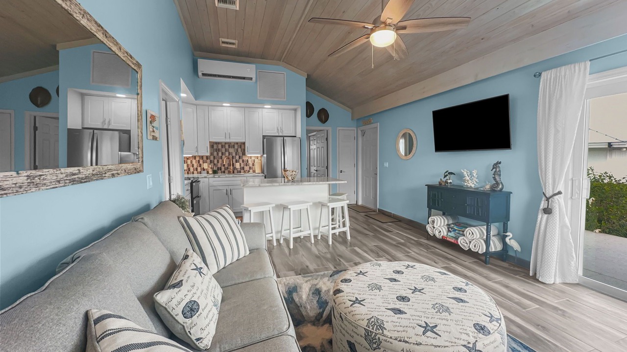 Photo of Livingroom in Treasure Cay