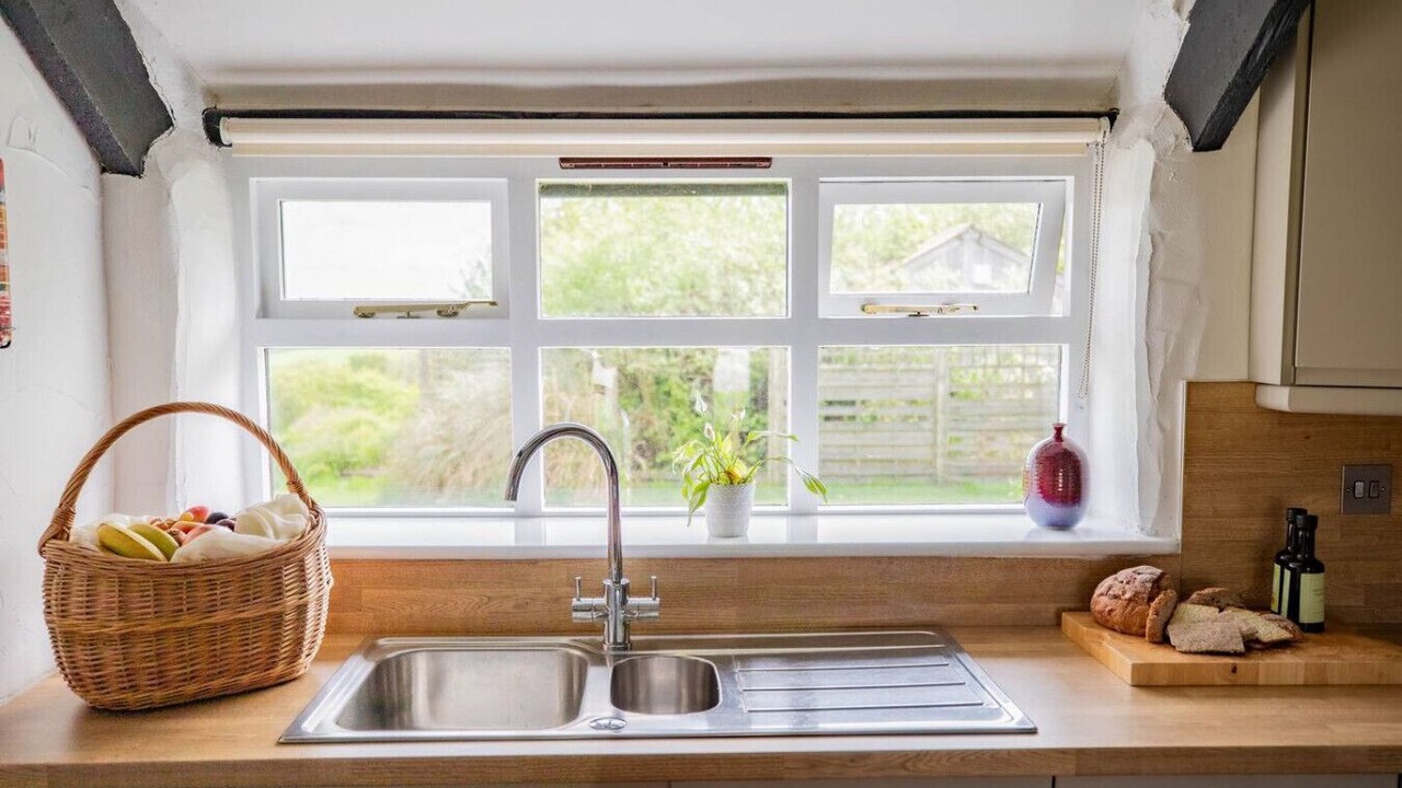 Photo of Kitchen in Wainhouse Corner