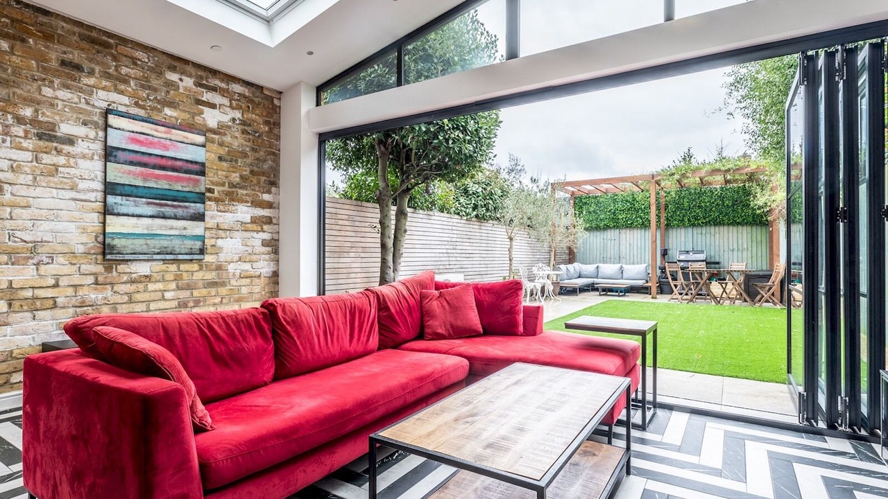 Photo of Livingroom in Canbury