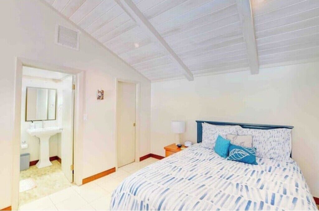 Photo of Bedroom in Paradise Island