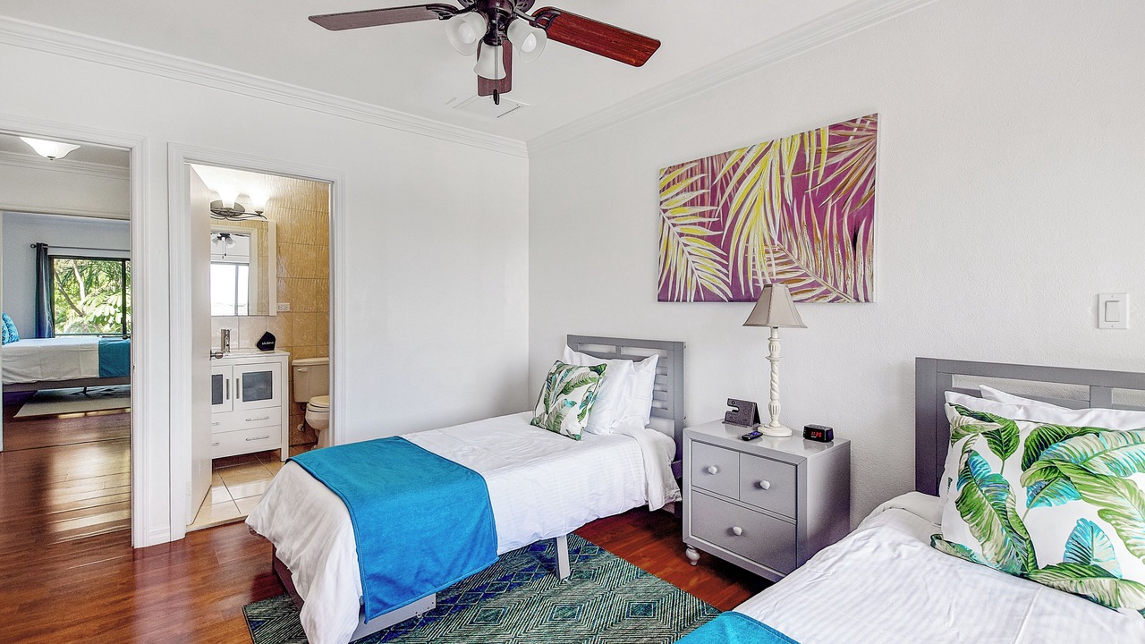 Photo of Bedroom in Paradise Island