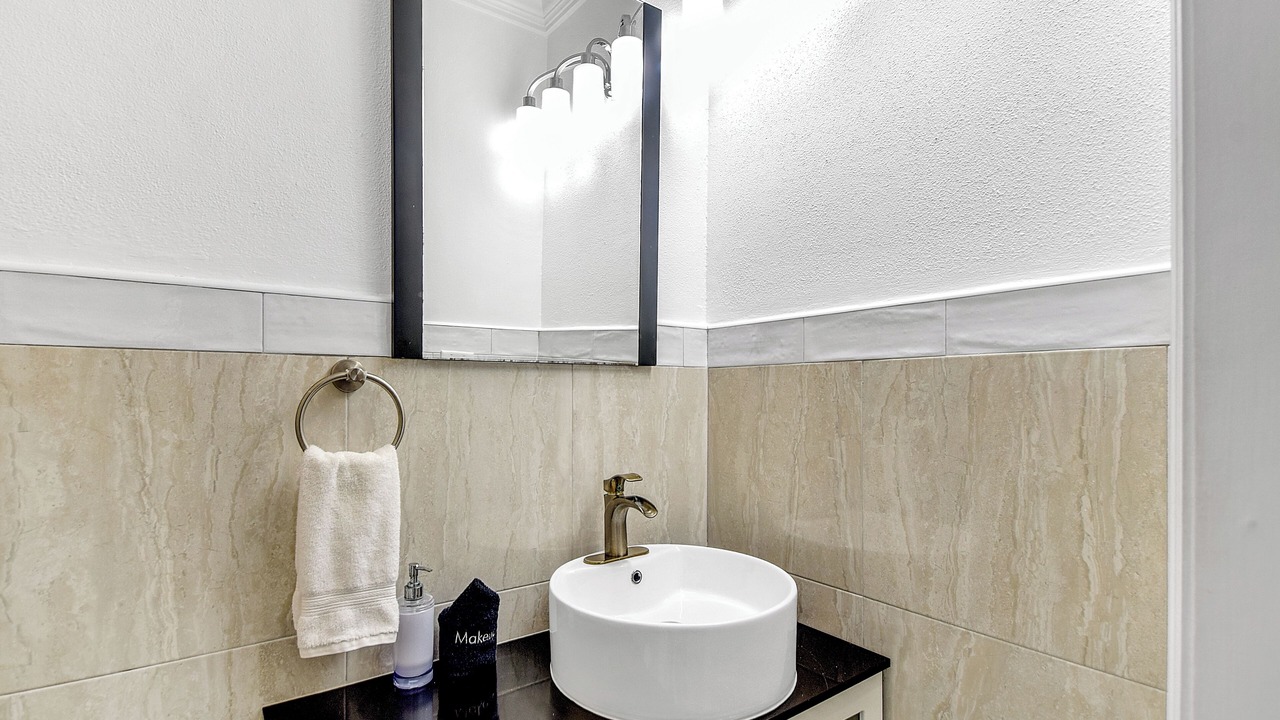 Photo of Bathroom in Paradise Island