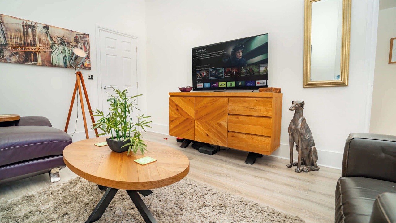 Photo of Livingroom in Cheltenham
