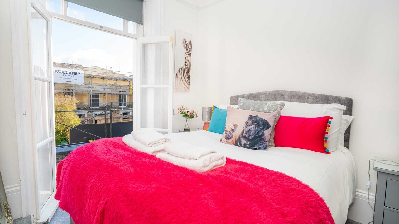 Photo of Bedroom in Cheltenham