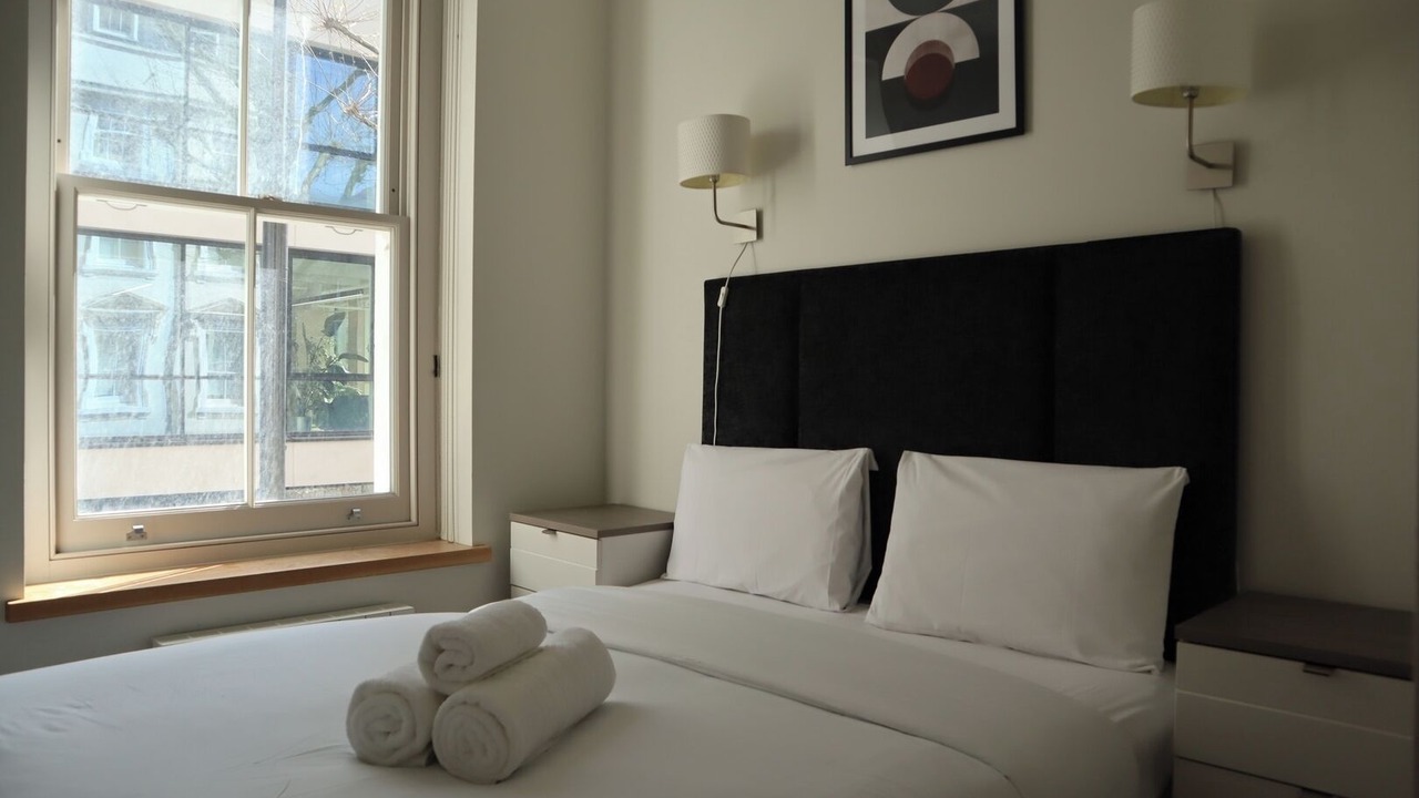 Photo of Bedroom in Fitzrovia