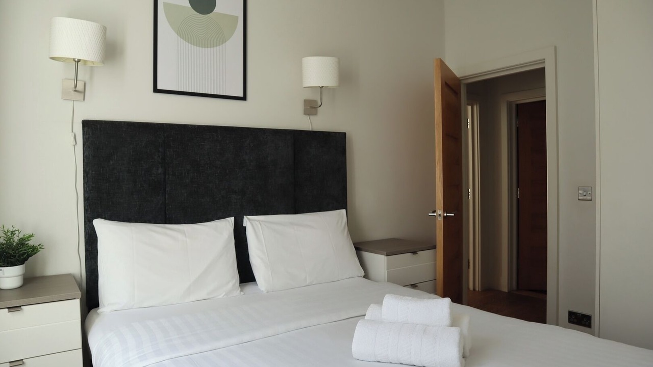 Photo of Bedroom in Fitzrovia