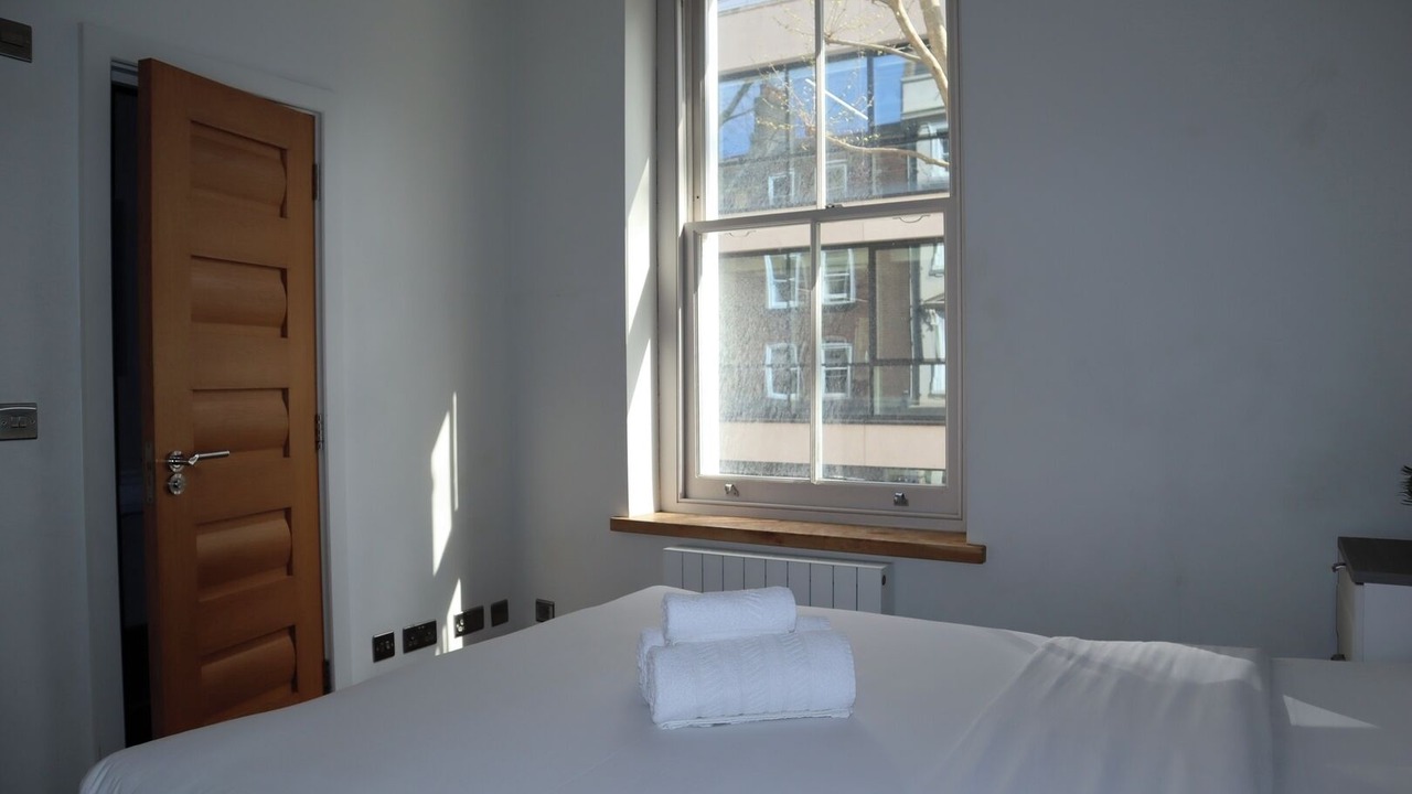 Photo of Bedroom in Fitzrovia