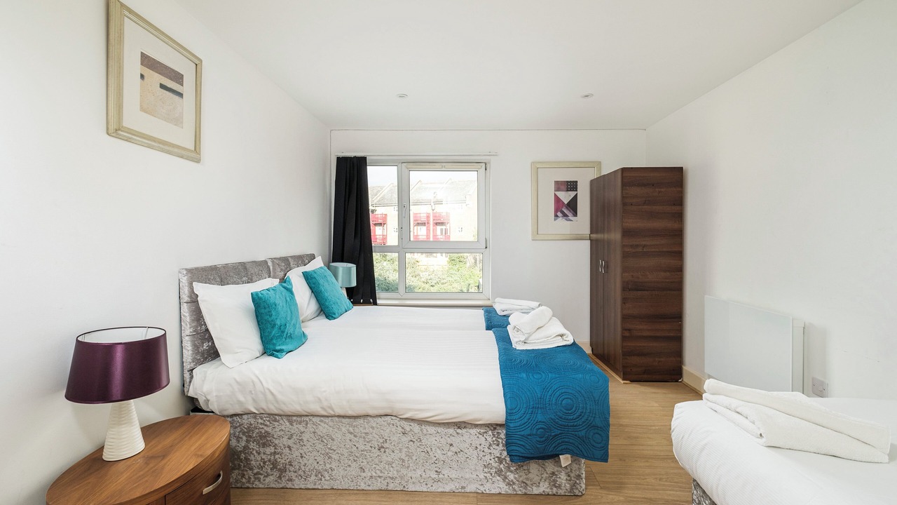 Photo of Bedroom in Island Gardens