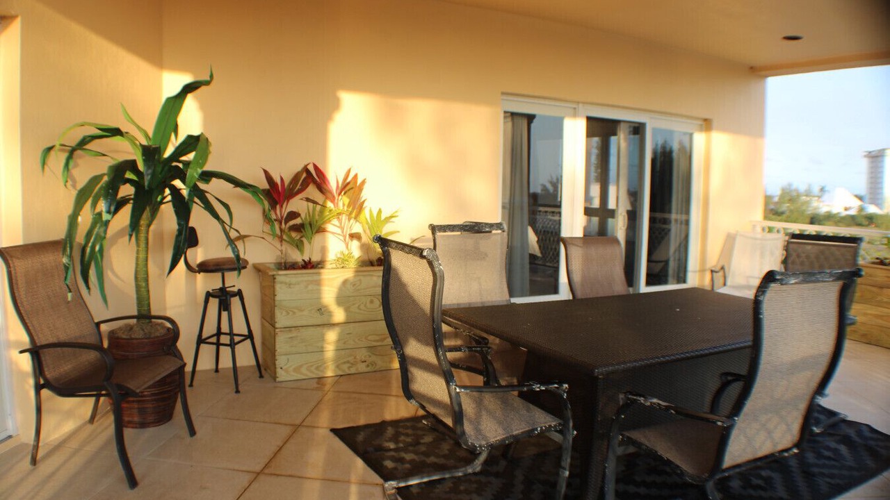 Photo of Outdoor in Bahamia West