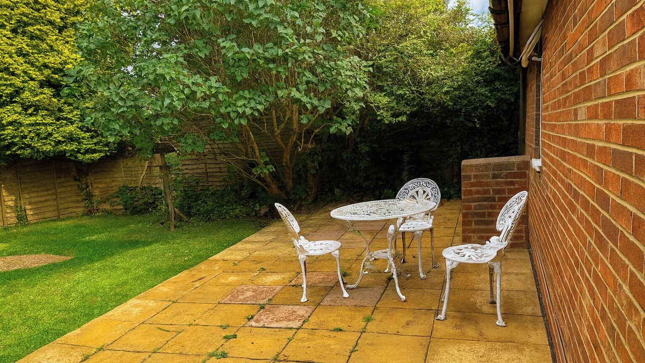 Photo of Others in Lacey Green