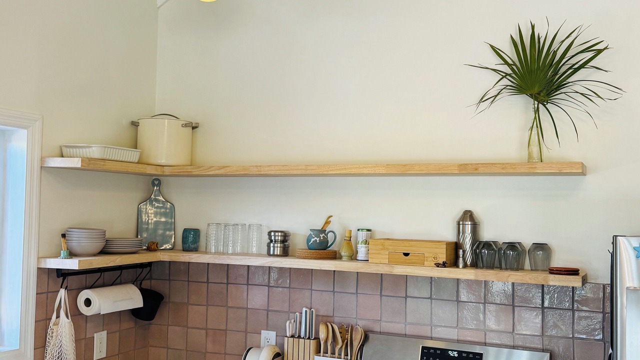Photo of Kitchen in Gregory Town