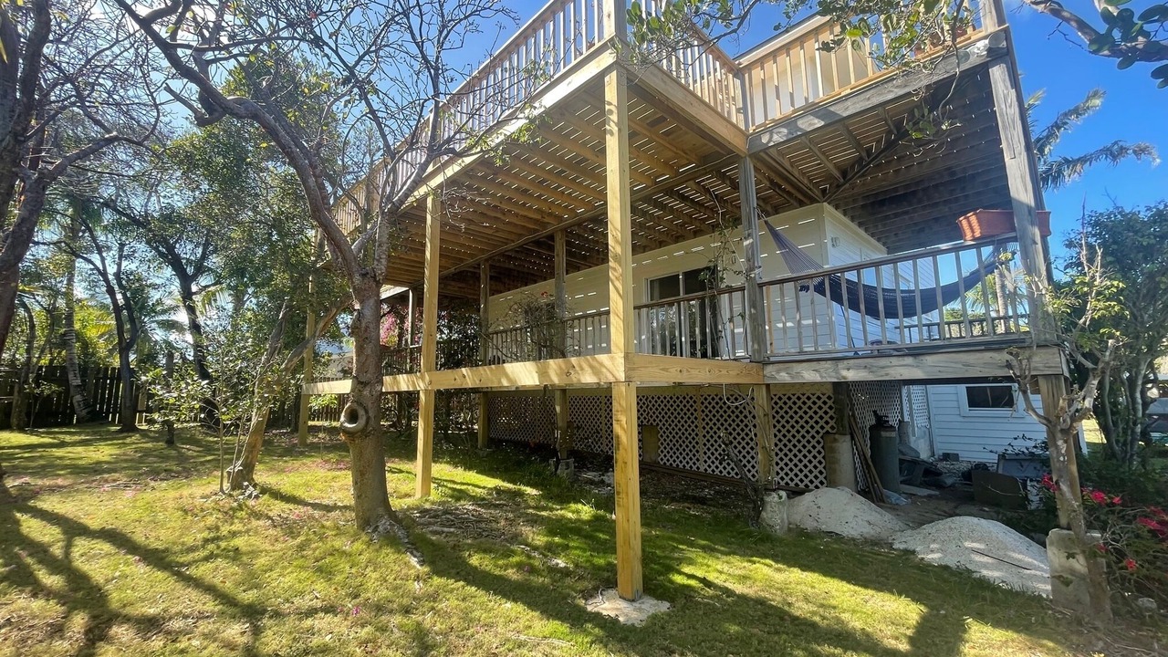 Photo of Outdoor in Dunmore Town