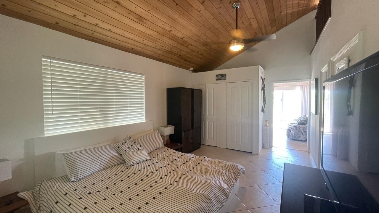 Photo of Bedroom in Dunmore Town