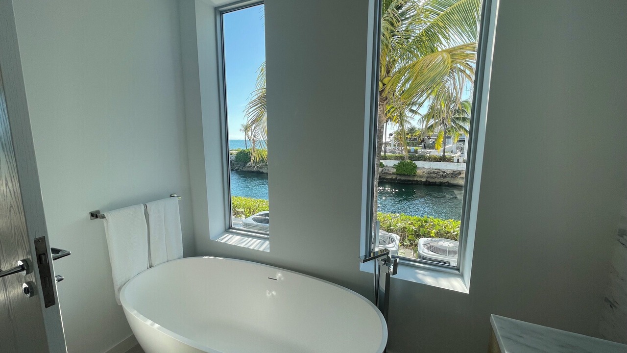Photo of Bathroom in Nassau