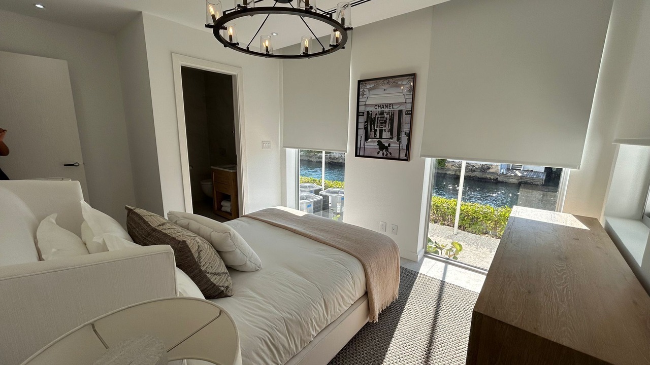 Photo of Bedroom in Nassau