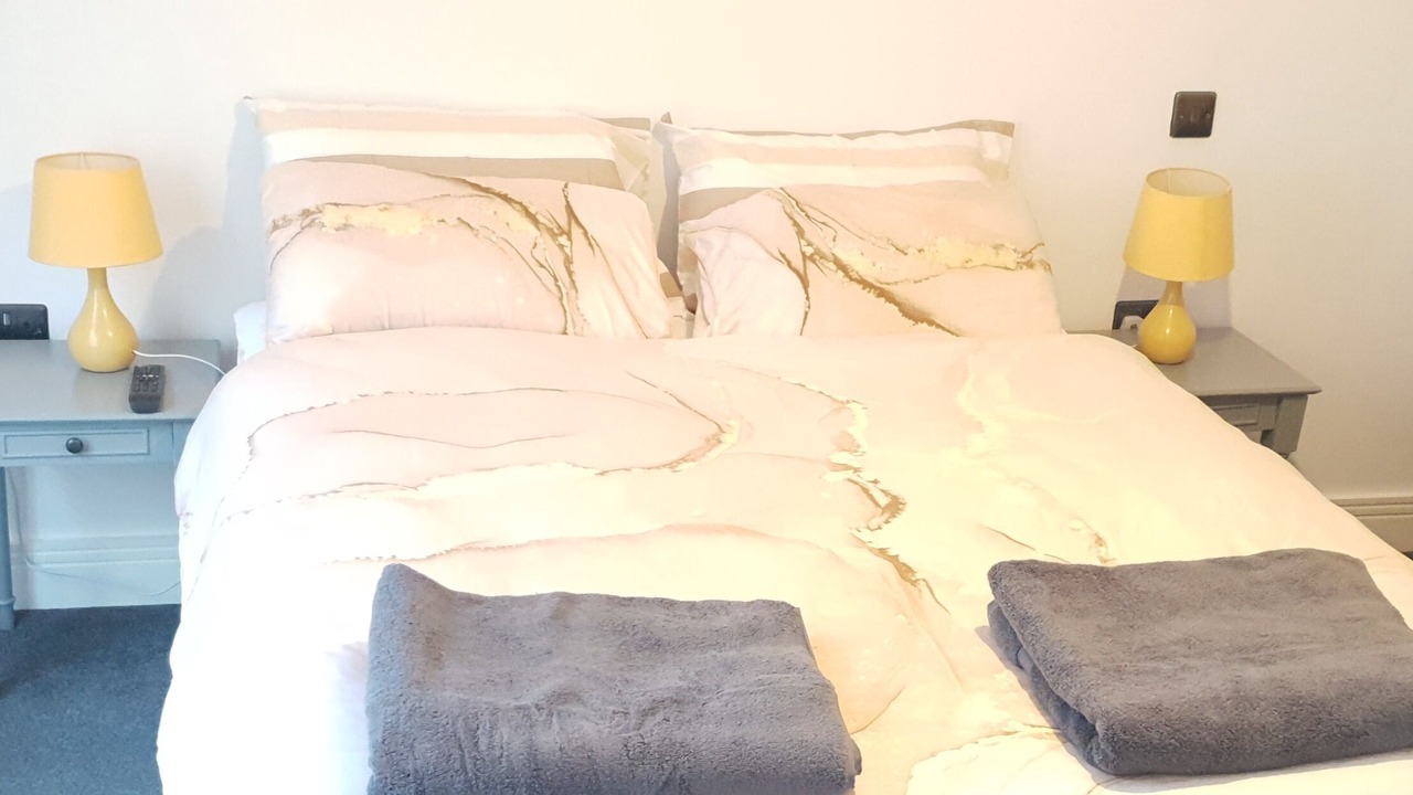 Photo of Bedroom in Newquay City Centre