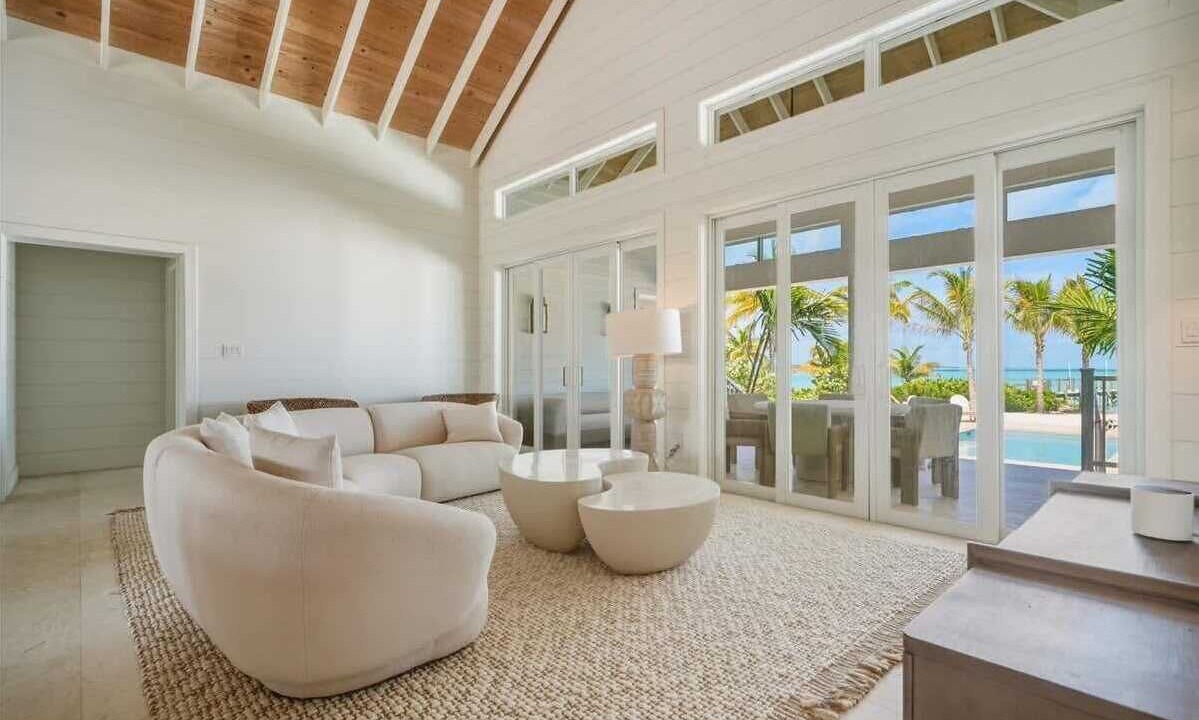 Photo of Livingroom in Great Exuma