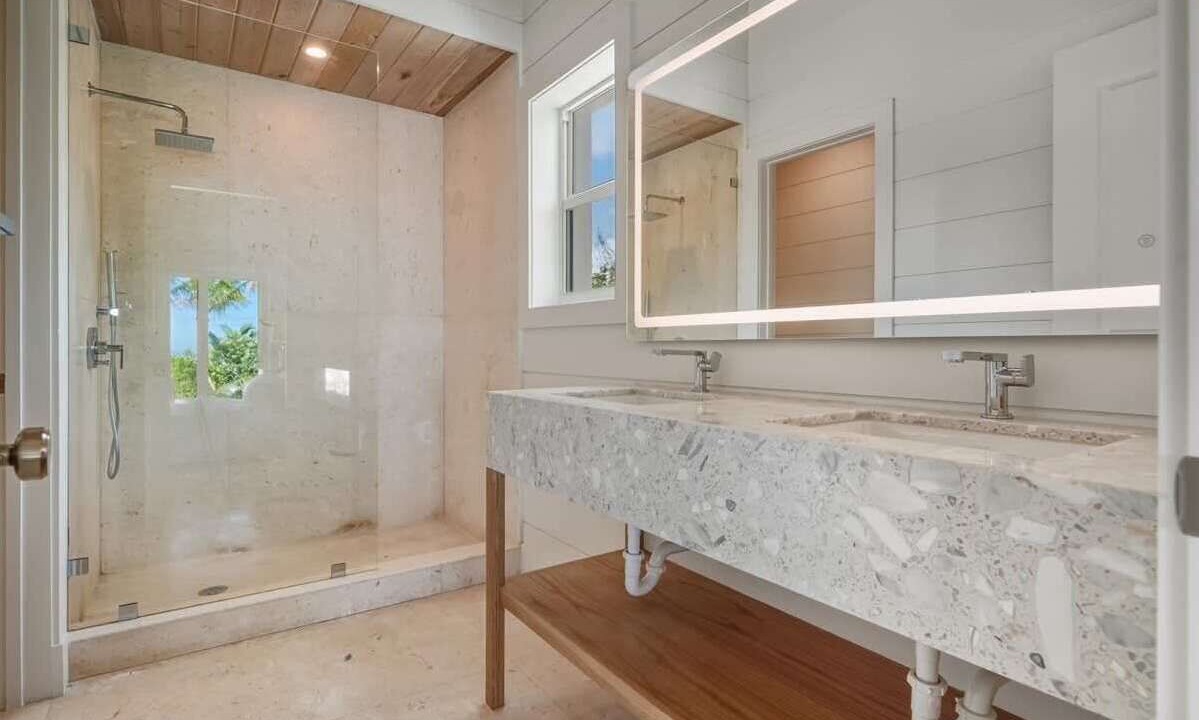 Photo of Bathroom in Great Exuma