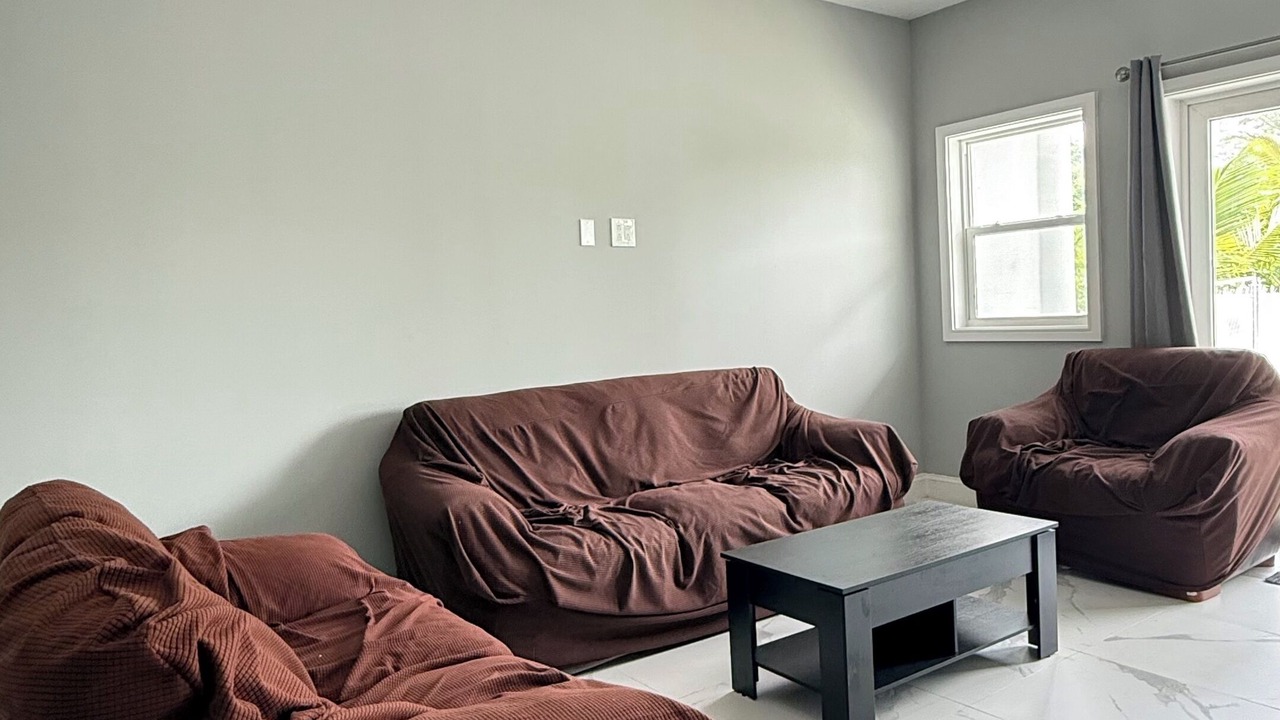 Photo of Livingroom in Nassau