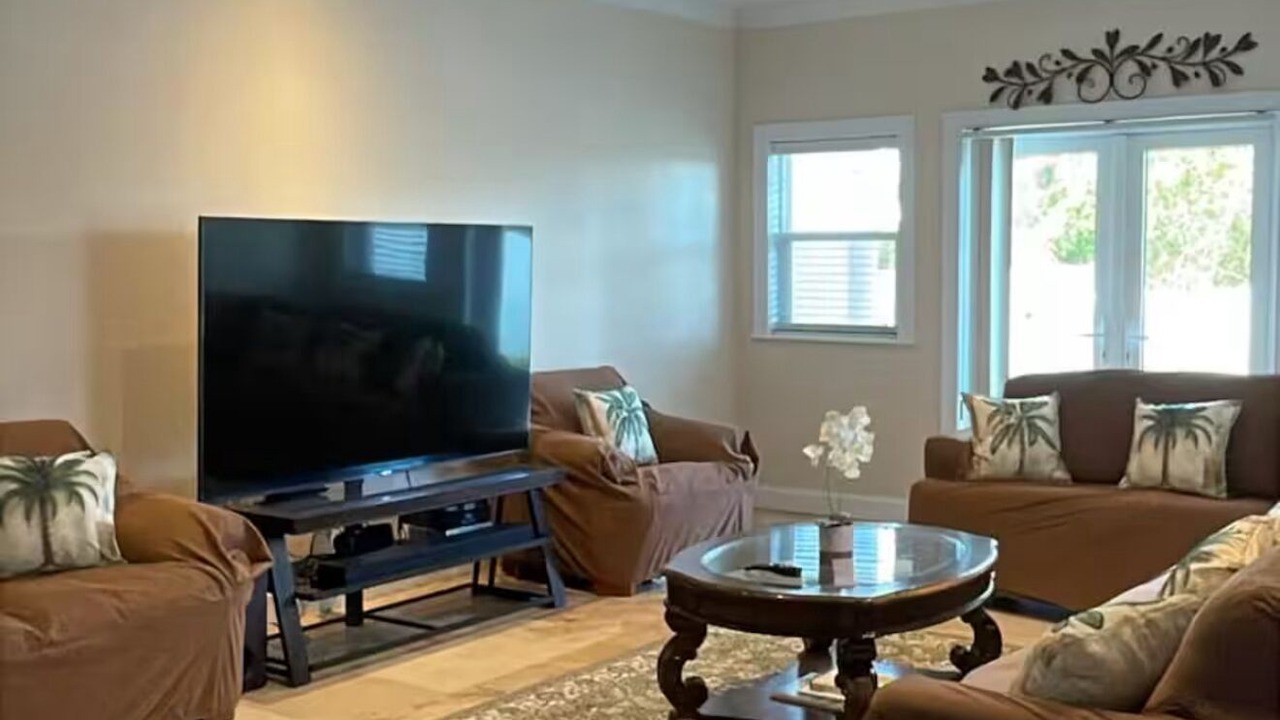 Photo of Livingroom in Nassau