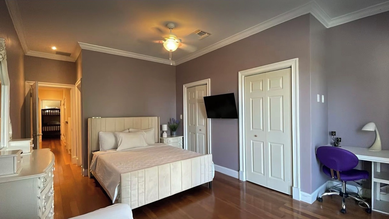Photo of Bedroom in Nassau