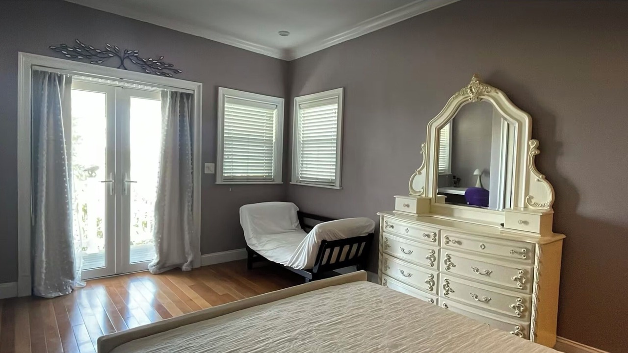 Photo of Bedroom in Nassau