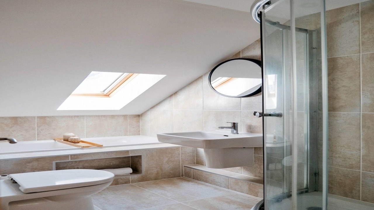 Photo of Bathroom in Newquay City Centre