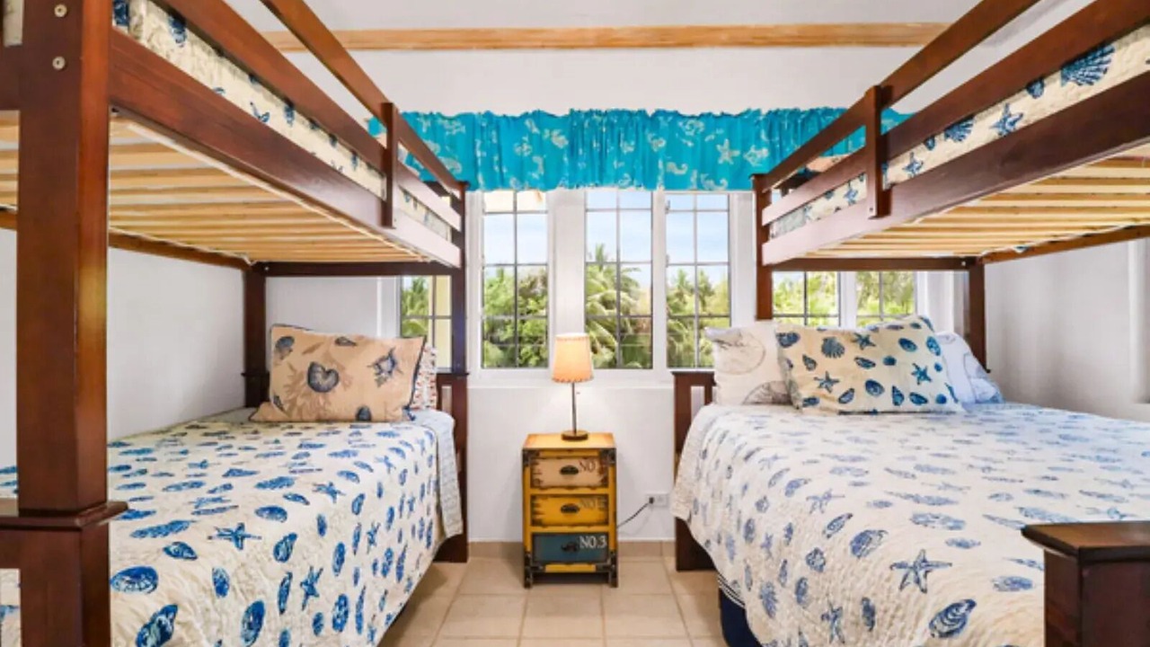 Photo of Bedroom in North Palmetto Point