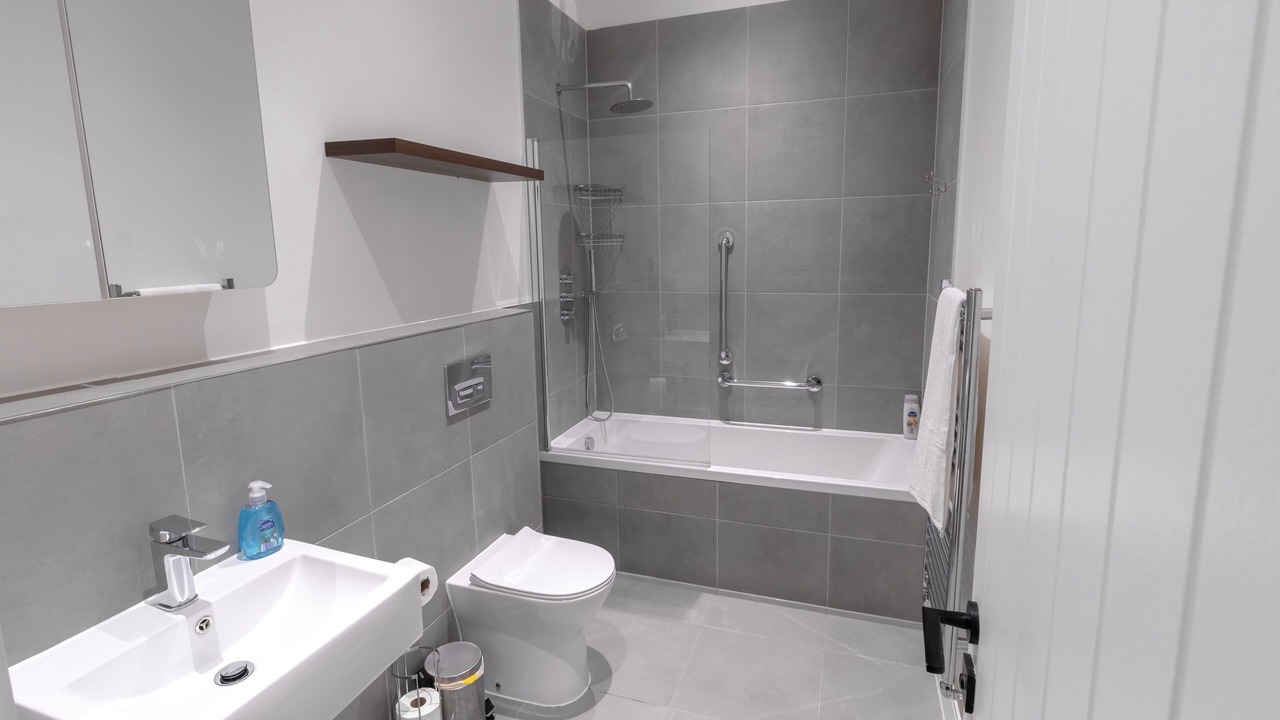 Photo of Bathroom in Frognal and Fitzjohns