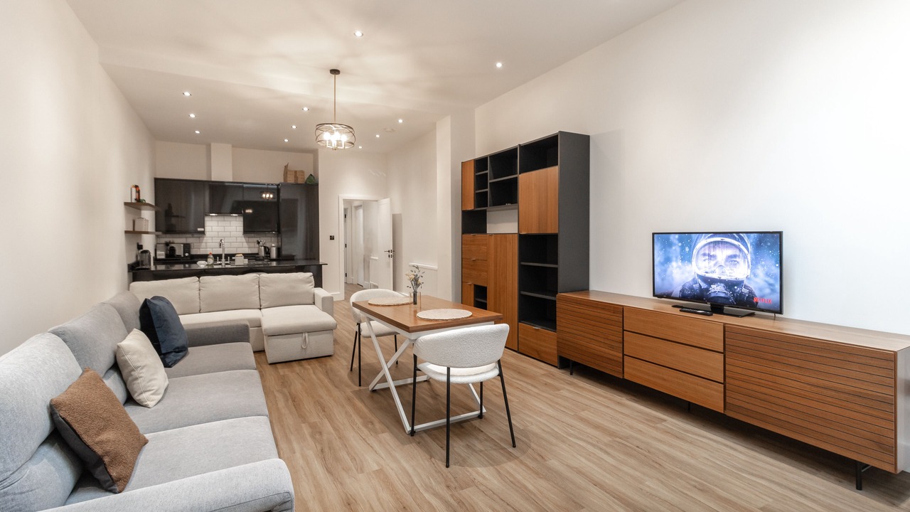 Photo of Livingroom in Frognal and Fitzjohns